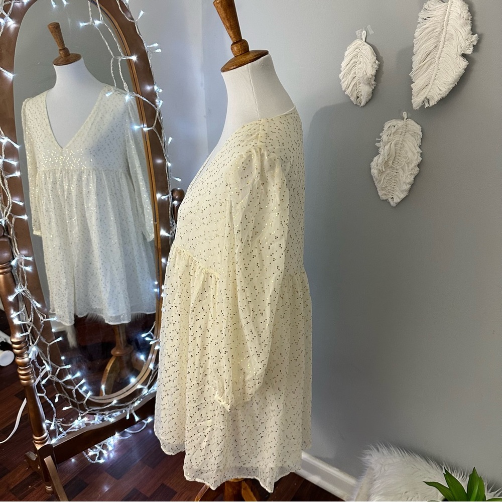 •nwt• Aritzia Sunday Best Jinx escape white & gold dress - Picture 6 of 11